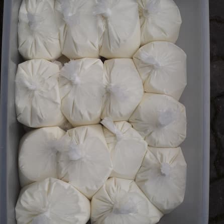 100% Susu Sapi Murni Mentah