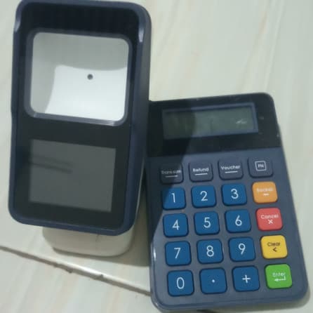 Alat untuk scan barcode pembayaran online