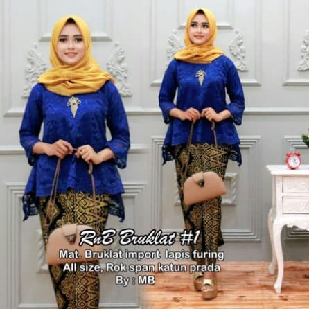 Baju Batik Wanita Setelan Broklat 