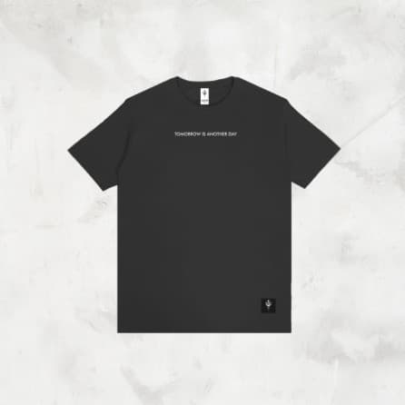 Baju Pria Akhir Kaos Tomorrow is another day