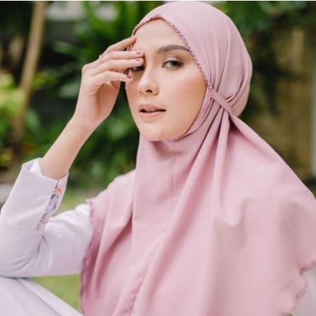 Bergo Maryam Crochet