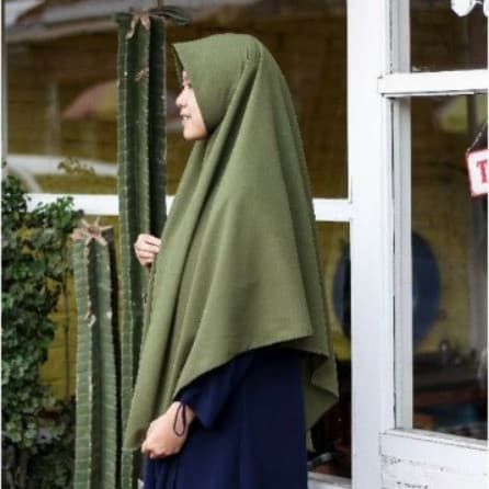 Hijab Segiempat Syar'i