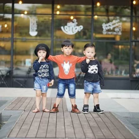 Kaos Lengan Panjang Anak Laki-Laki