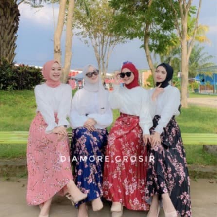 Rok Plisket Motif Premium
