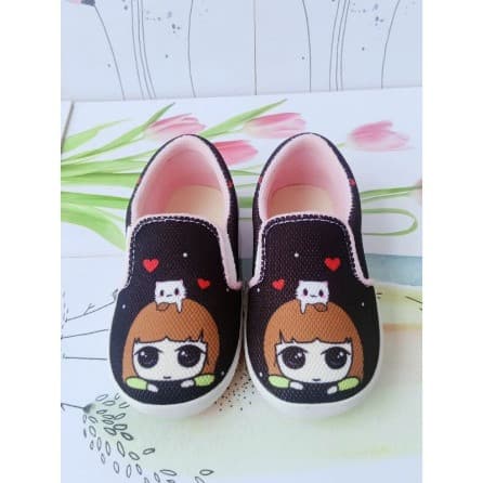 Sepatu Anak Perempuan Slip On Hitam