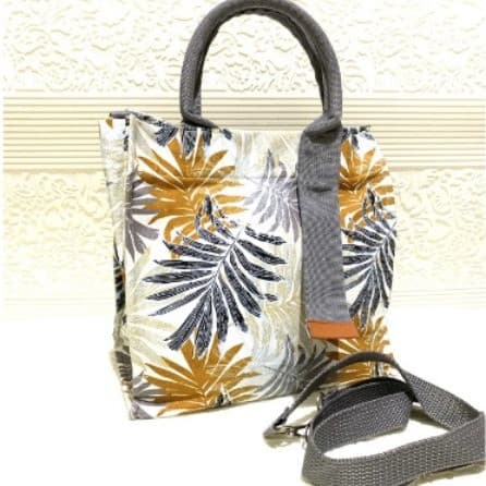 Tas Kanvas Kotak Mini