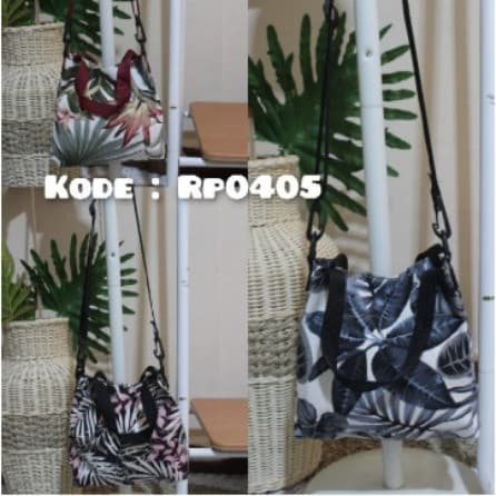Tas Slempang Kanvas