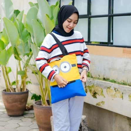 Tote Bag Minion Dua Mata