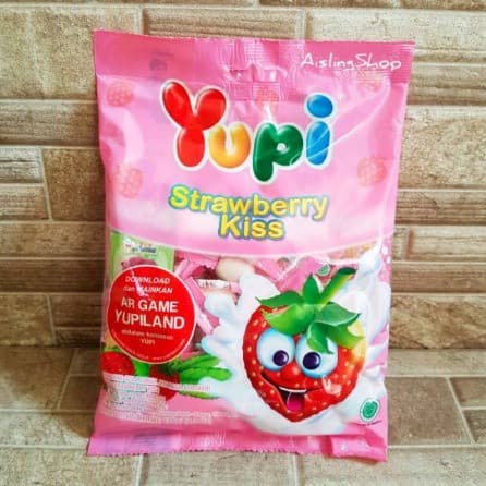 YUPI STRAWBERRY KISS 120GR